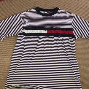 Vintage Tommy Hilfiger shirt